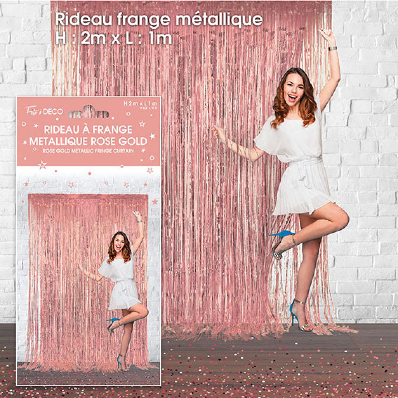 Rideau a franges métalliques